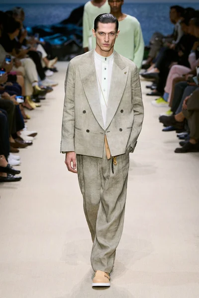 Look 58